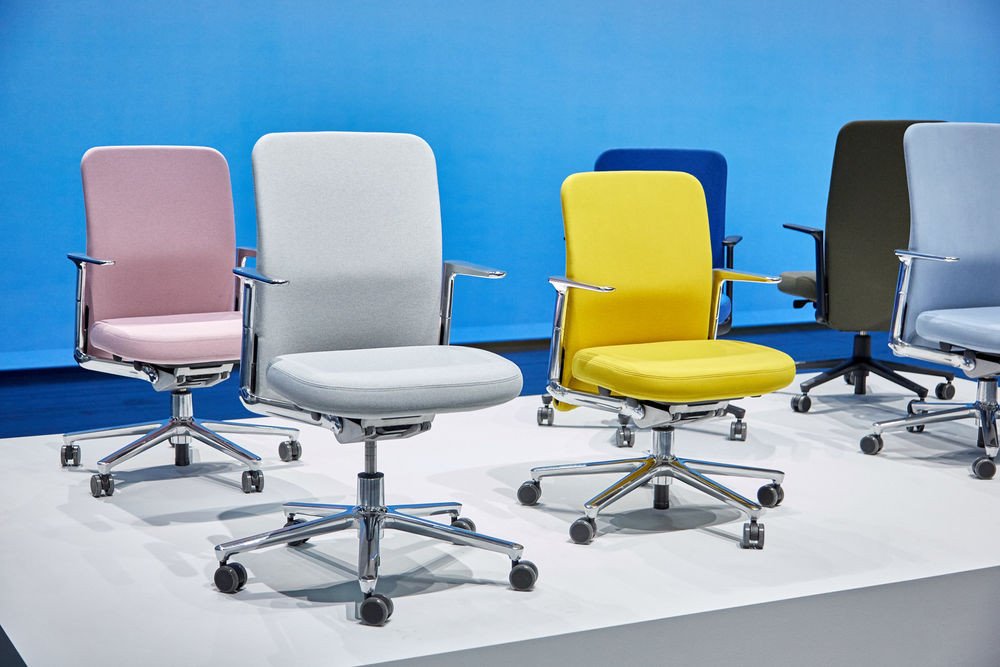 办公椅|现代真皮中班椅|办公家具|设计师家具|太平洋中班椅